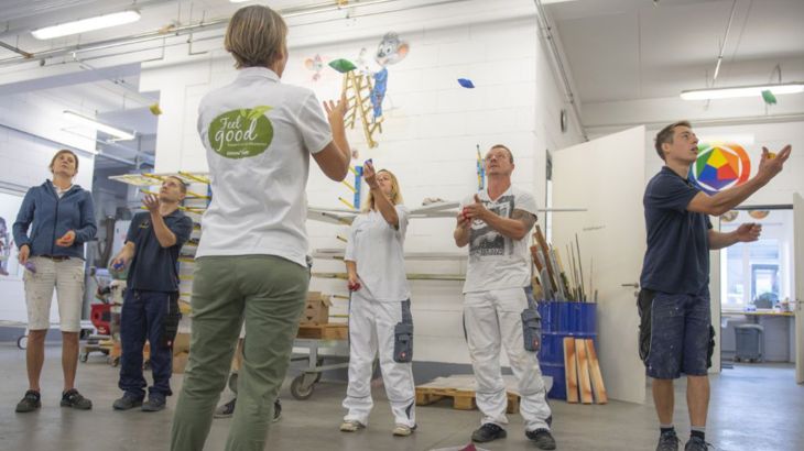Medewerkers van Europa-Park nemen deel aan het preventieve gezondheidsprogramma en doen mee aan sportieve activiteiten op de werkplek.